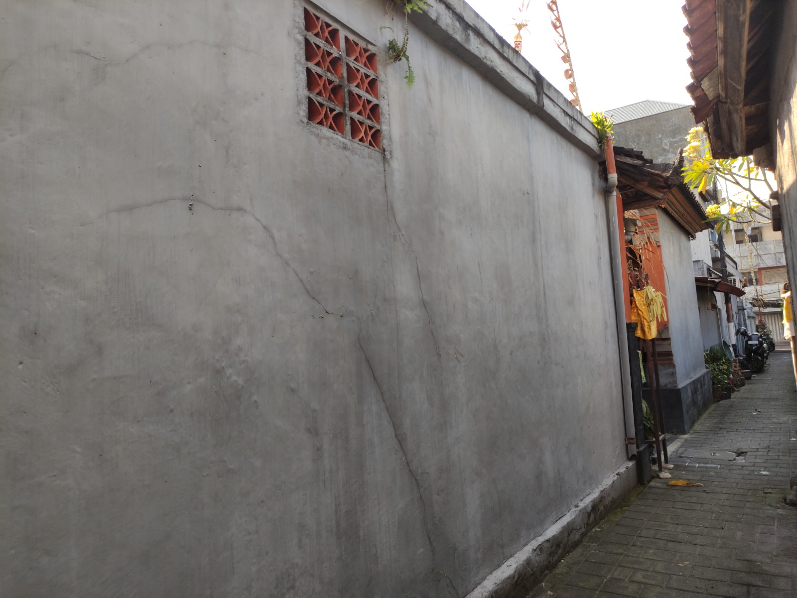 Lelang Rumah luas 1,8 are di Dangin Puri Kaja, Denpasar Utara, Denpasar — foto 4