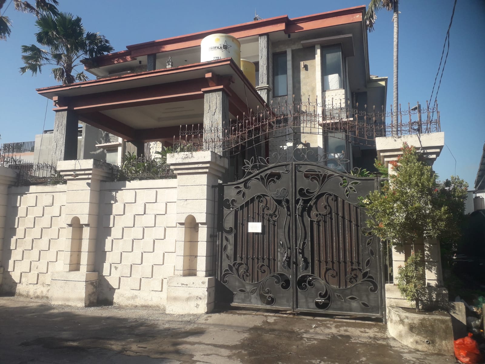 Lelang Rumah luas 6,4 are di Pemecutan Klod, Denpasar Barat, Denpasar — foto 1