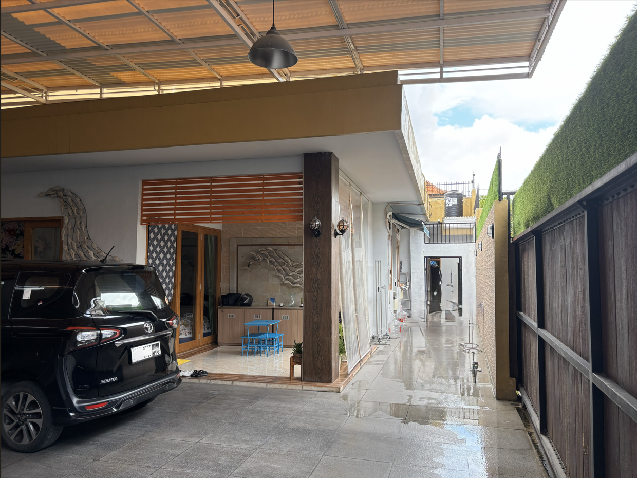Lelang Rumah luas 2,65 are di Dauh Puri Klod, Denpasar Barat, Denpasar — foto 3