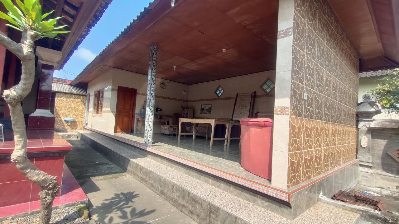 Lelang Rumah luas 9,5 are di Bona, Blahbatuh, Gianyar — foto 10