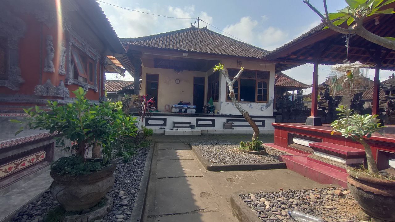 Lelang Rumah luas 9,5 are di Bona, Blahbatuh, Gianyar — foto 4