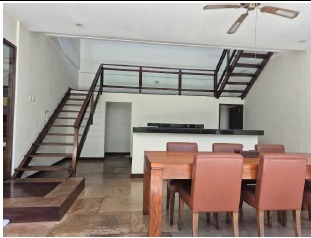 Lelang Rumah luas 66,75 are di Kerobokan Kelod, Kuta Utara, Badung — foto 7