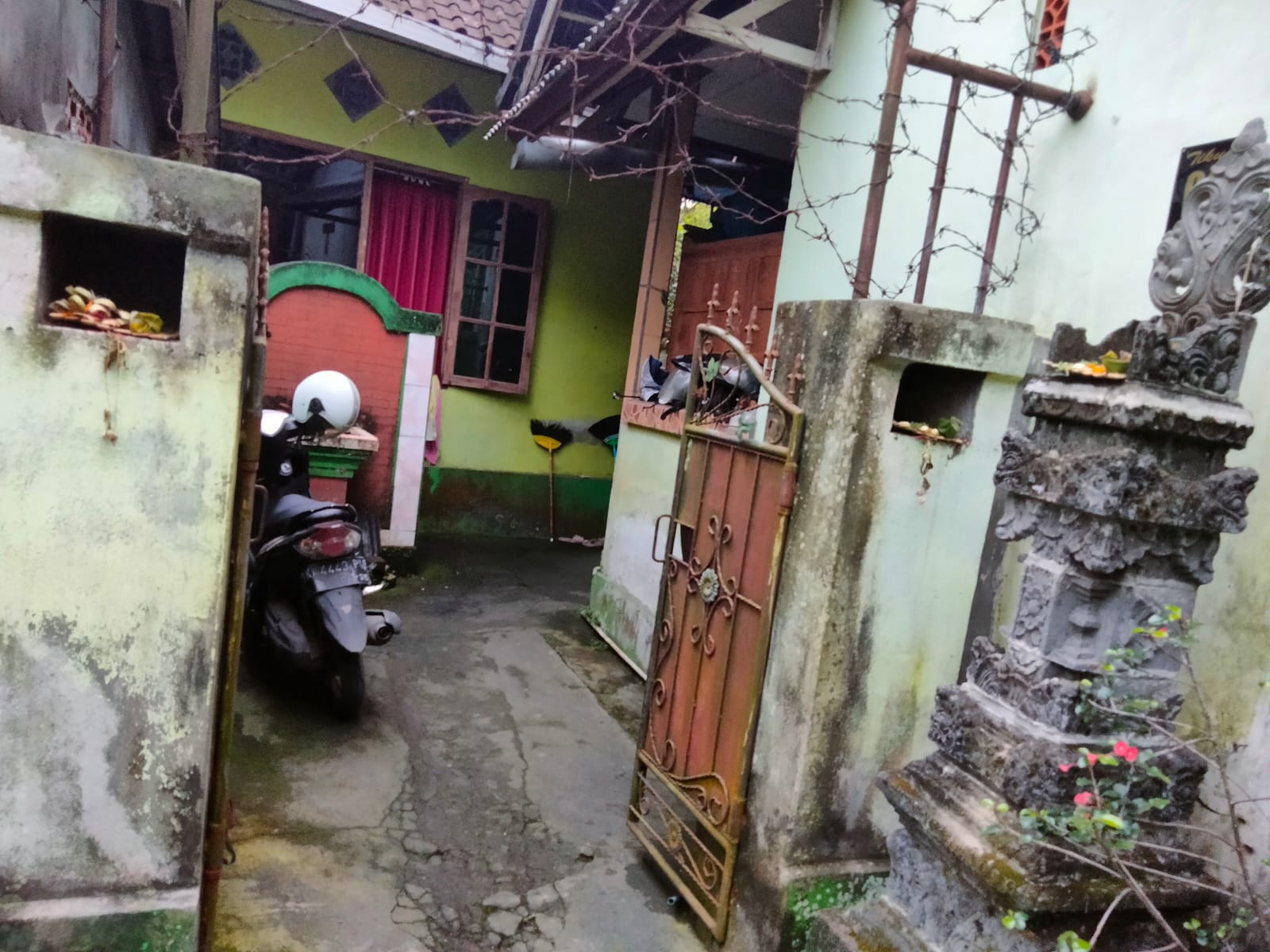 Lelang Rumah luas 1,95 are di Bitera, Gianyar, Gianyar — foto 1