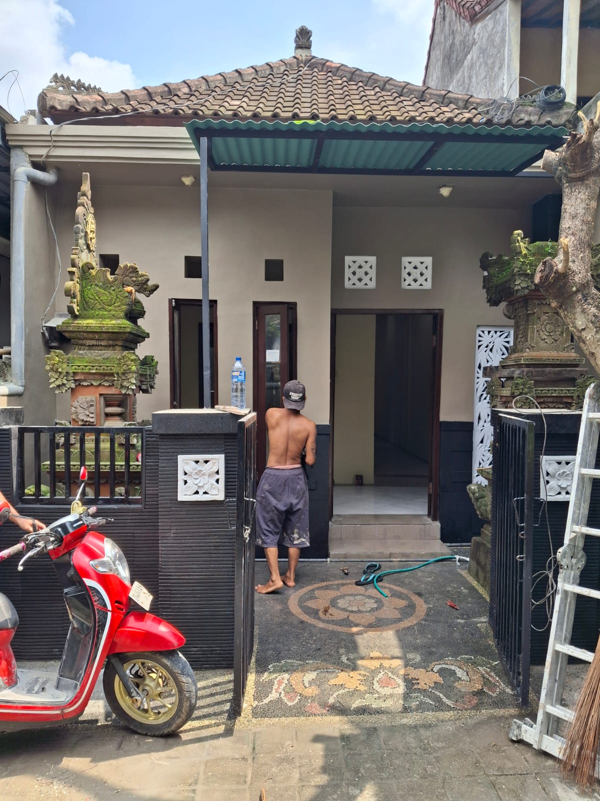 Rumah Second di Gang Batu Intan 4, Batubulan