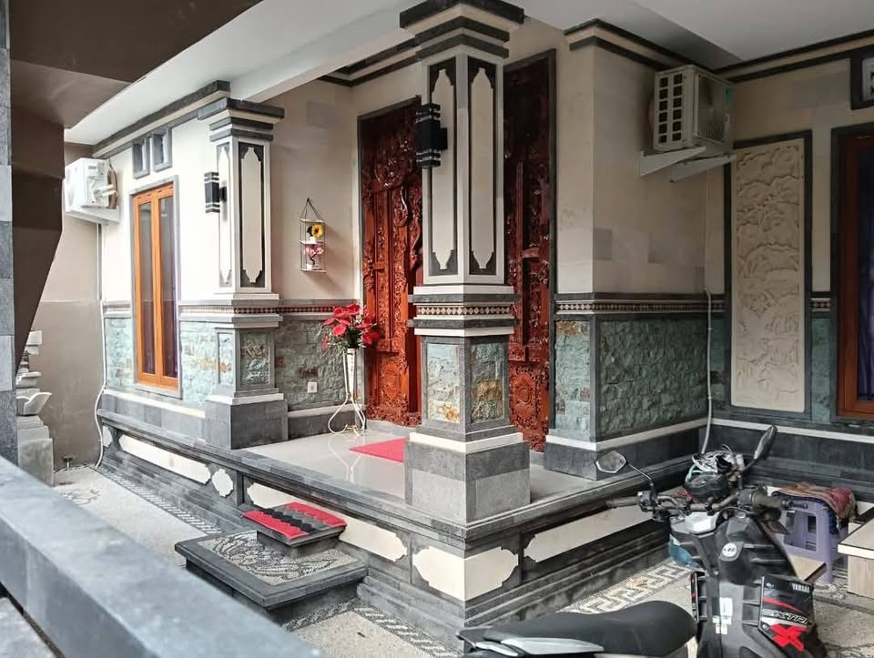 Rumah Semi 2 Lantai di Serongga, Gianyar