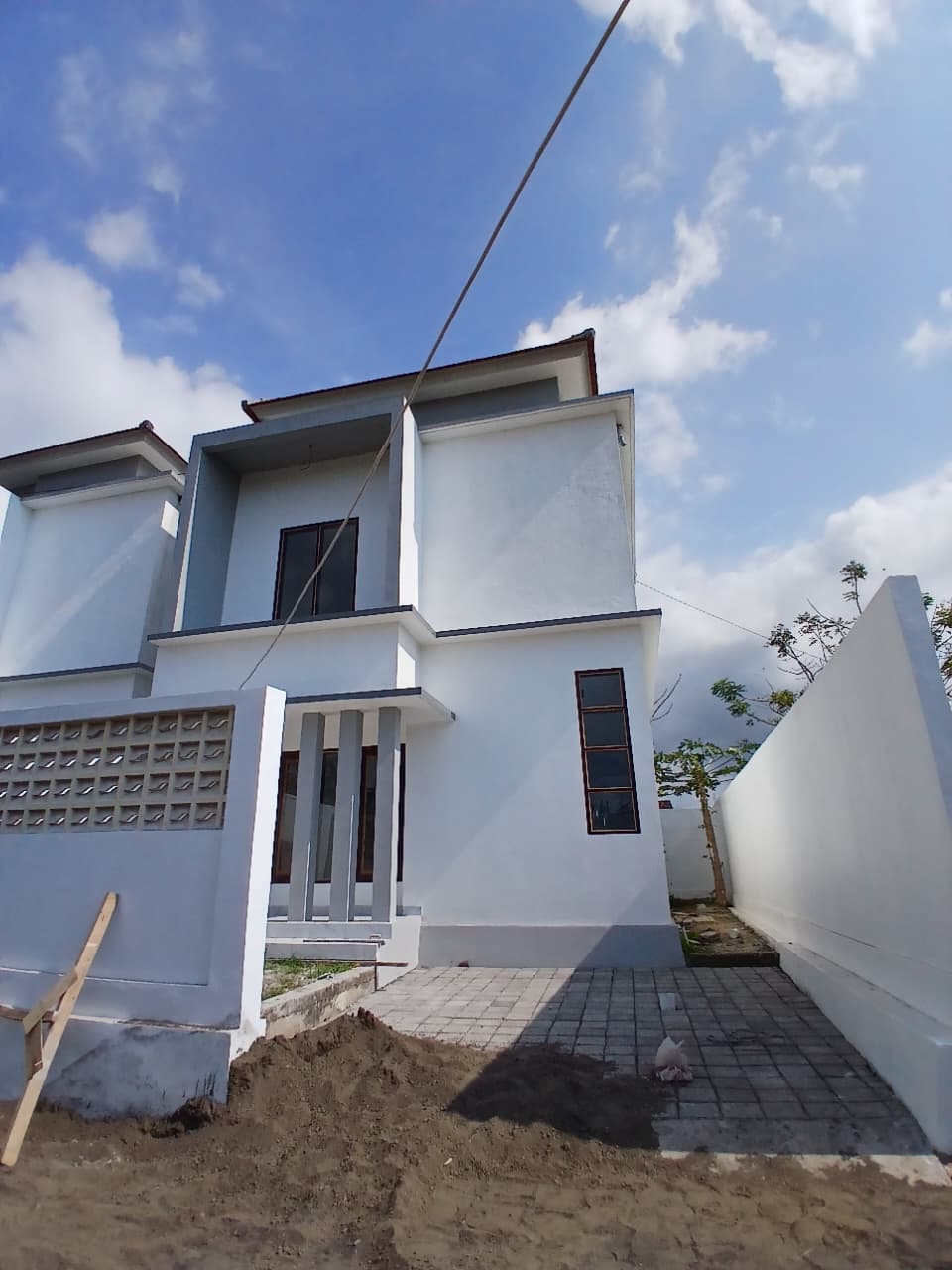 Rumah Baru 2 Lantai di Tulikup, Gianyar